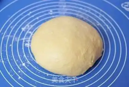 Make Bear bread step 3