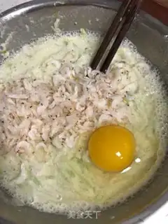 Make Shrimp Pizza step 1