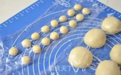 Make Bear bread step 5