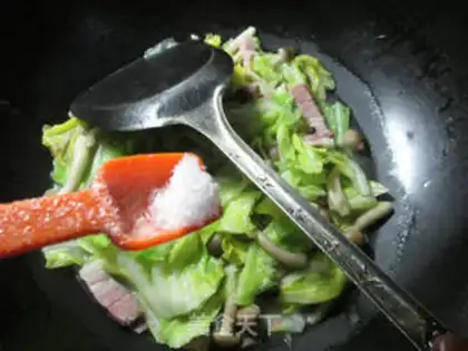 Make Chestnut crab-flavored cabbage step 6