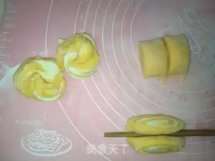 Make Sweet rolls step 6
