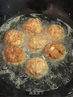 Make Red burning lion head step 5