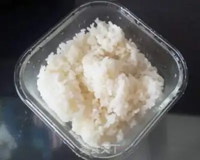 Make Blondie egg fried rice step 4