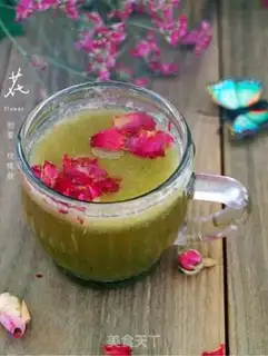 Make Rose Sydney celery juice step 3
