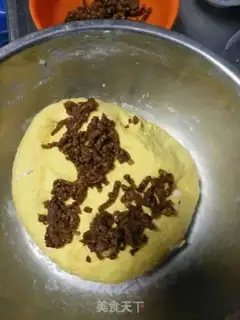 Make Pumpkin dates step 11