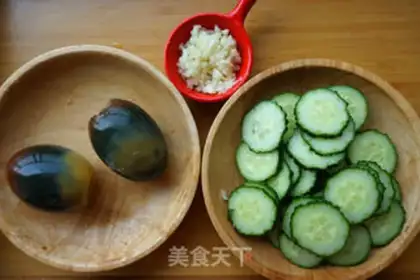 Make Frozen eggs step 1