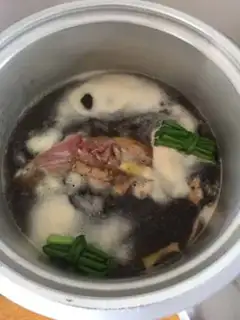 Make Garlic spicy pig tongue step 1