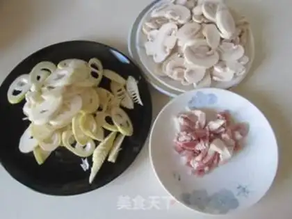 Make Fresh sips of fried meat step 0