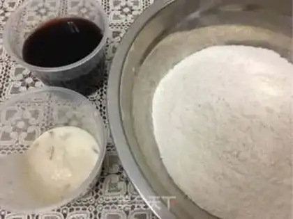 Make Wine bread step 1