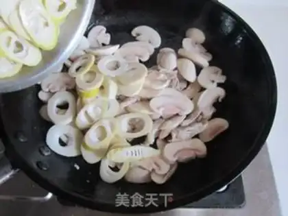 Make Fresh sips of fried meat step 5