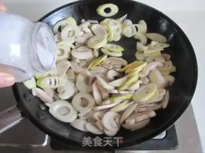 Make Fresh sips of fried meat step 6