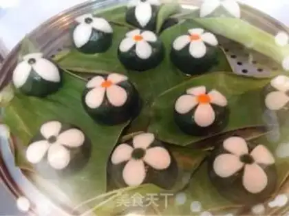 Make Lucky Flowers step 25