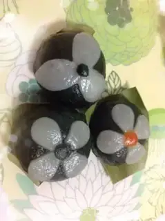 Make Lucky Flowers step 26