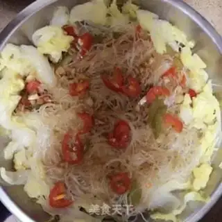 Make Garlic fan dolls step 4