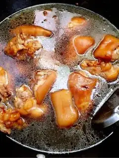 Make Red burning pig hoof step 6