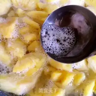 Make Homemade pineapple cans step 3
