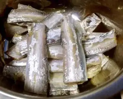 Make Soju with fish step 1