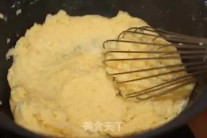Make Strawberry-cracker step 2