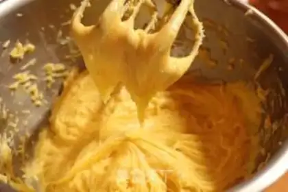 Make Strawberry-cracker step 5