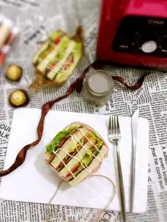 Make Quick-hand sandwich step 8