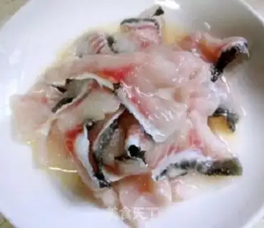 Make Tomato tofu black fish soup step 0