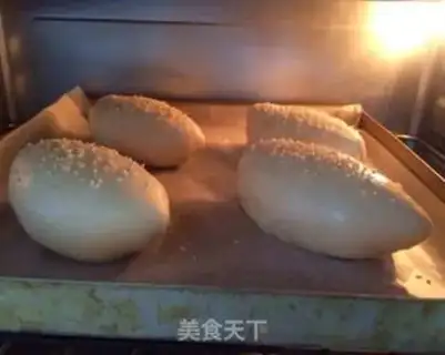 Make The salad sauce pine bun step 14