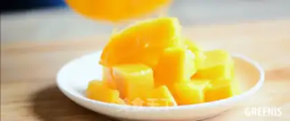 Make Mango carrot juice step 0