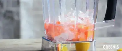 Make Mango carrot juice step 1