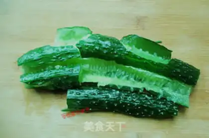 Make Peanut cucumber step 0