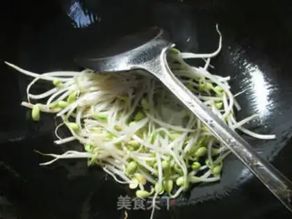 Make Soybeans sprouted beans step 2