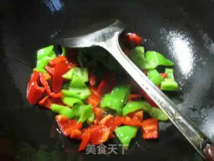 Make Two pepper sausage fried eggs step 3