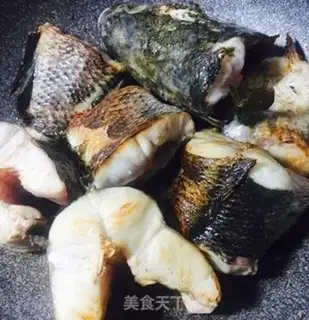 Make Black fish soup step 1