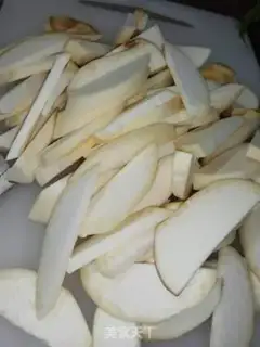 Make The celery bouquet, the apricot step 1