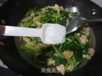 Make The celery bouquet, the apricot step 8