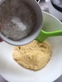 Make Almond sesame cake step 4