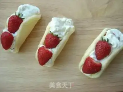 Make Strawberry with yogurt cake step 8