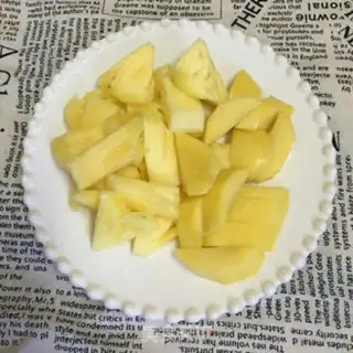 Make Mango pineapple juice step 0