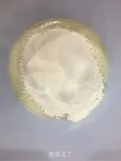 Make Five colours of tea and fruit cake rolls step 1