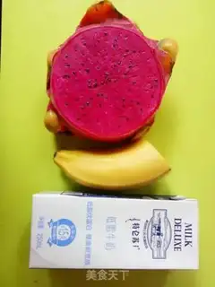 Make Banana shake of the flamingo step 0