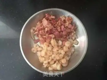 Make The best bacon shrimp pizza step 6
