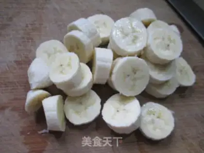 Make Banana silver ear soup step 1