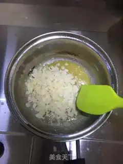 Make Roman shield cookies step 6