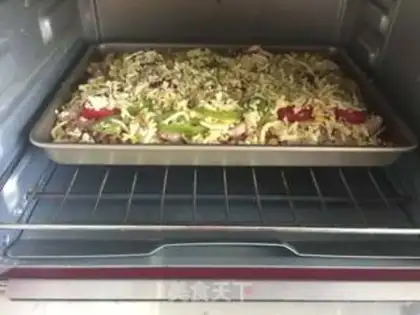 Make The best bacon shrimp pizza step 21
