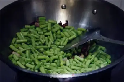 Make Spicy beans step 3