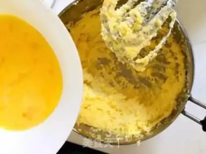 Make Coconut ball step 3