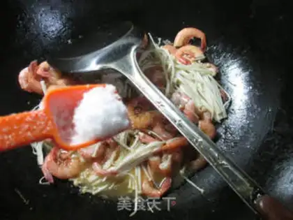 Make Golden mushrooms fried shrimp step 6