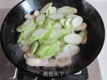 Make Sniffles, fried eggs step 5
