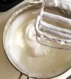 Make Strawberry cake rolls step 8