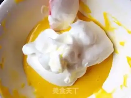 Make Strawberry cake rolls step 9