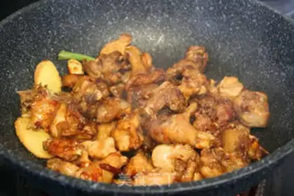 Make Dry pots and chickens step 10